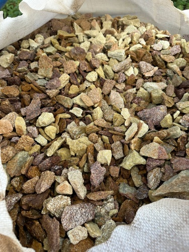 Златолит персиковый декоративная каменная крошка купить в Магадане