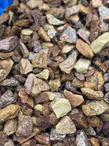 Златолит персиковый декоративная каменная крошка купить в Магадане