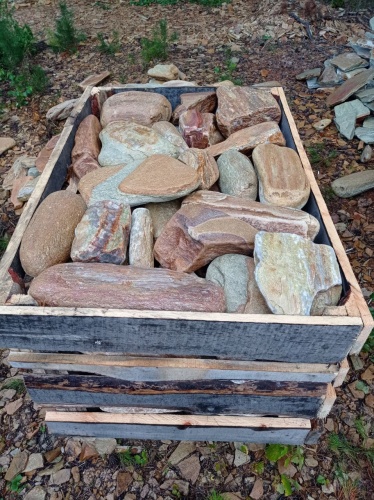 Златолит жёлтый, жёлто-зелёный глыбки и валуны для ланшафтного дизайна купить в Магадане