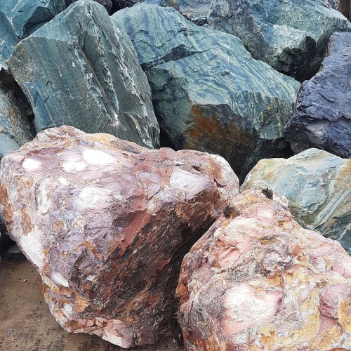Ландшафтные глыбы красно-фиолетовые 200-1000 килограмм купить в Магадане