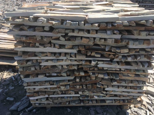 Горбушка златолит золотистый для облицовки купить в Магадане