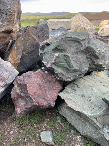 Камни для ландшафтного дизайна зелёные 10-60 килограмм купить в Магадане