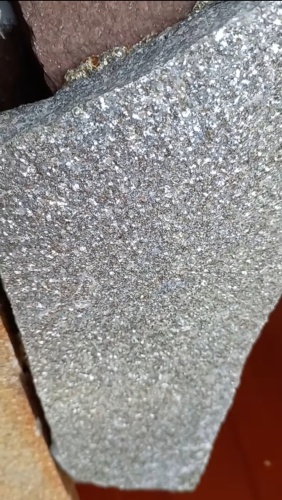 Плитняк златолит серебристый для цоколя, отмостки купить в Магадане