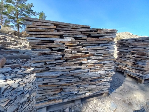 Плитняк златолит серебристый для фасада купить в Магадане