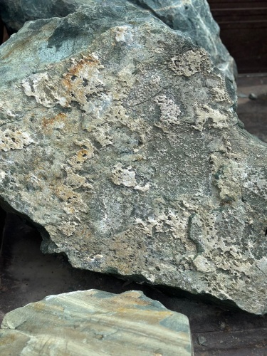 Ландшафтные глыбы зелёные 200-500 килограмм купить в Магадане