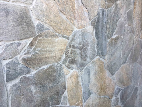 Плитняк златолит Уральский  для фасада купить в Магадане