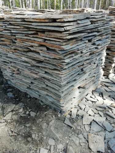 Плитняк златолит Уральский для цоколя, отмостки купить в Магадане